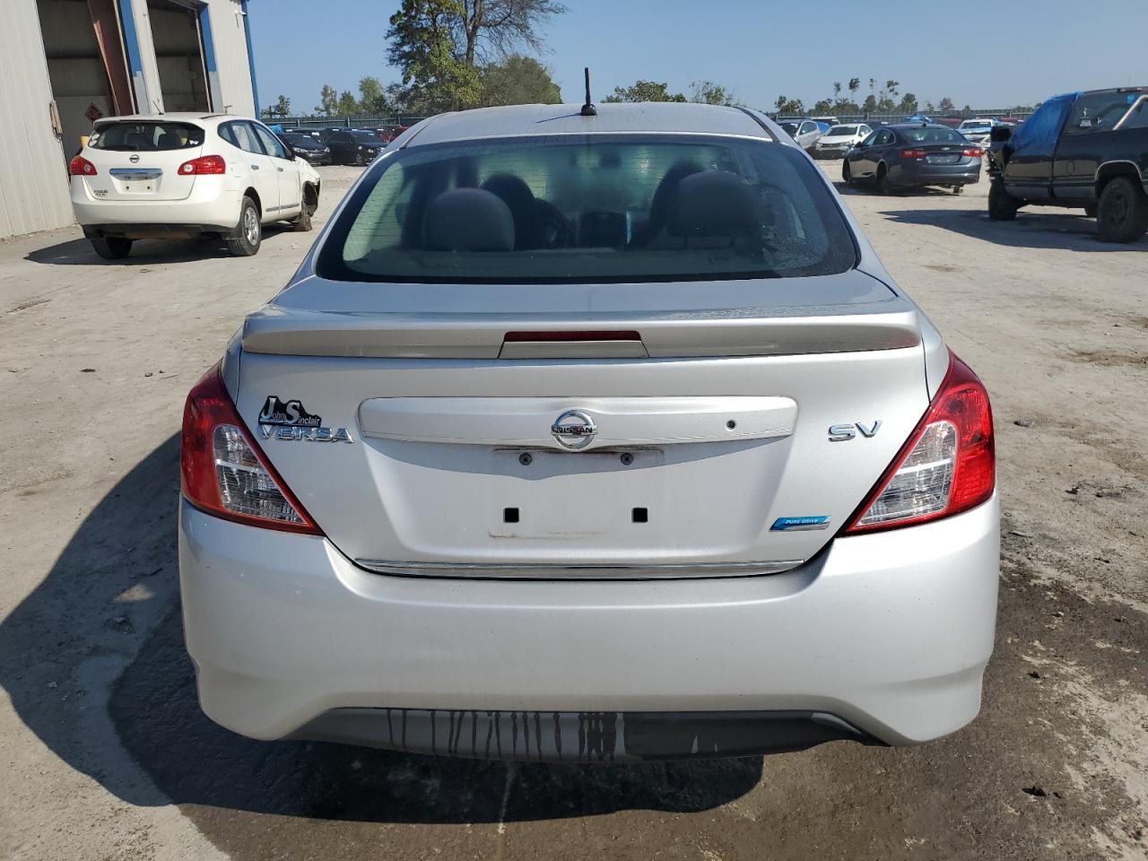 2016 Nissan Versa S VIN: 3N1CN7AP1GL885277 Lot: 71649564