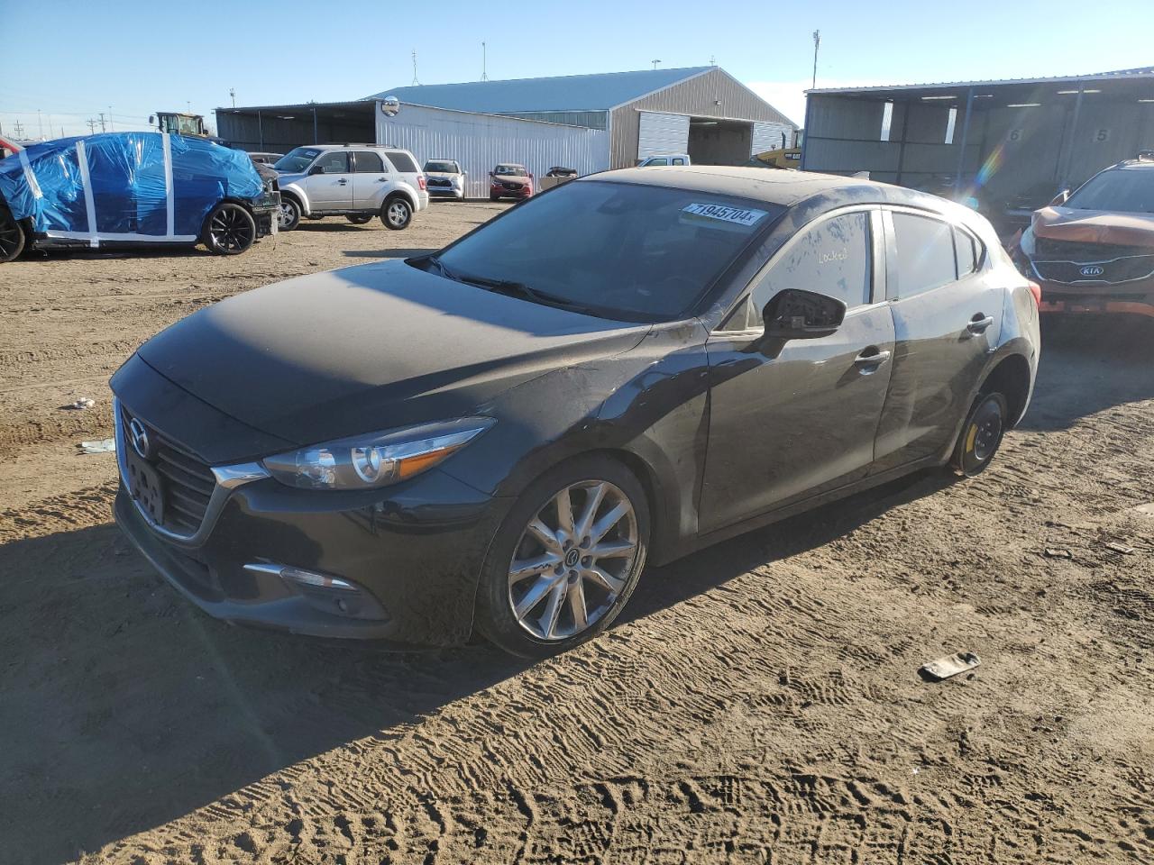 VIN 3MZBN1M38HM136600 2017 MAZDA 3 no.1