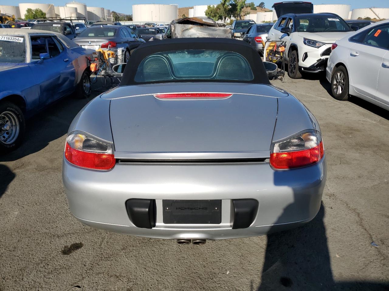 2000 Porsche Boxster S VIN: WP0CB2982YU660735 Lot: 70659474