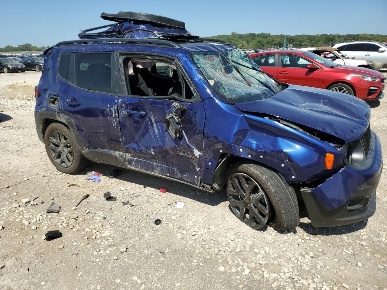 2017 Jeep Renegade - Image 4