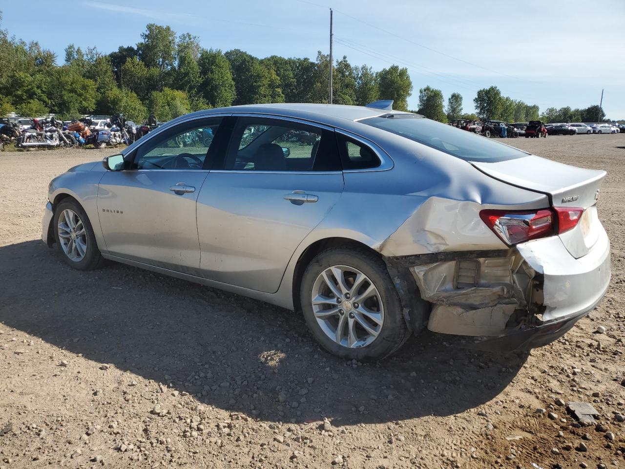 1G1ZE5ST2HF258759 2017 CHEVROLET MALIBU - Image 2