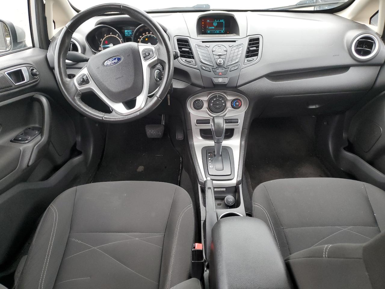 3FADP4EJ2GM203619 2016 Ford Fiesta Se