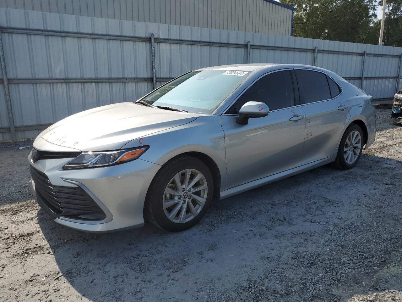 4T1C11AK7MU535465 2021 TOYOTA CAMRY - Image 1