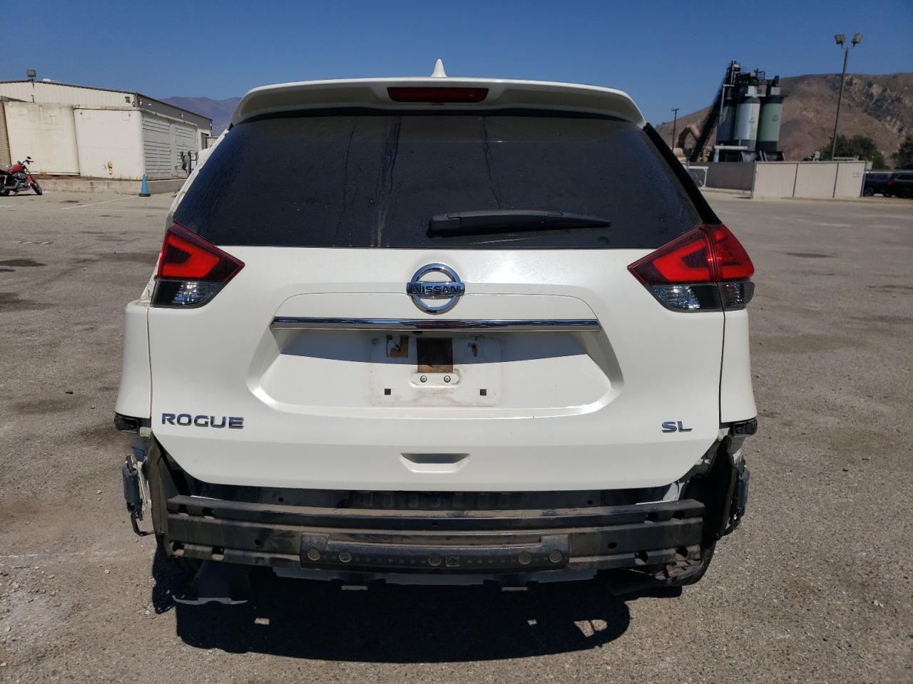 2017 Nissan Rogue S VIN: JN8AT2MT8HW154660 Lot: 72632914