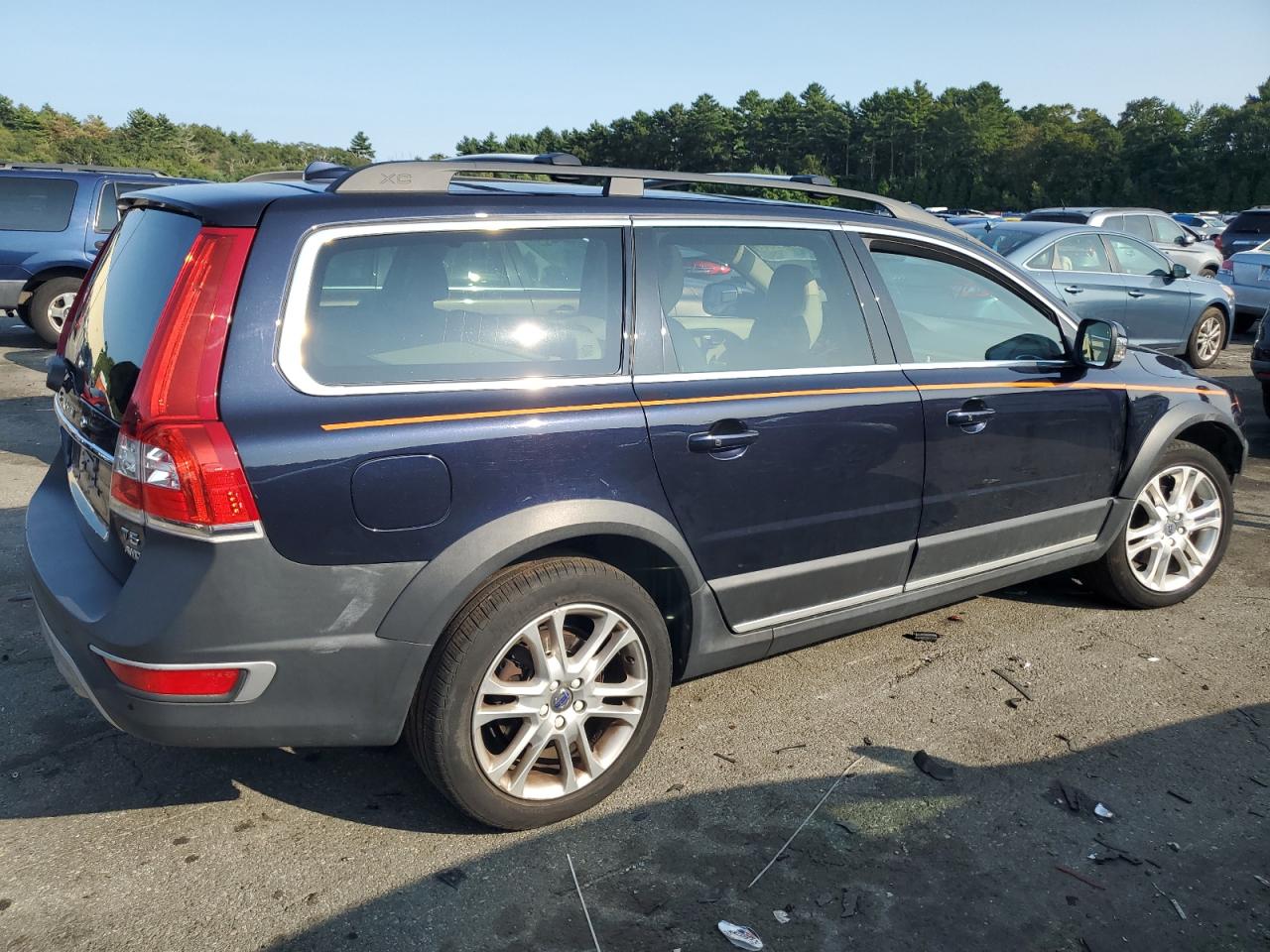 2016 Volvo Xc70 T5 Premier VIN: YV4612NK0G1246643 Lot: 70632904