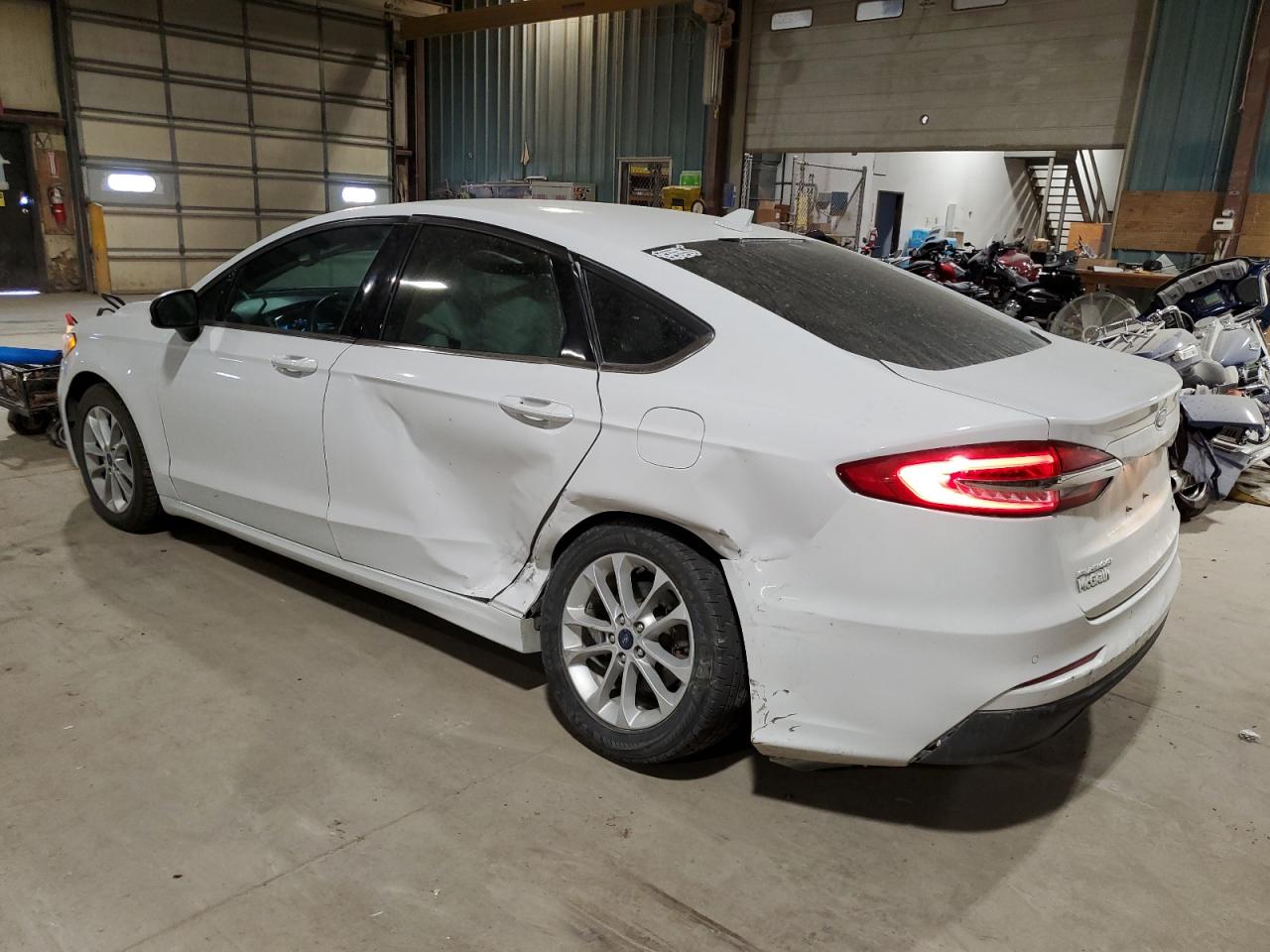 3FA6P0HD4LR226355 2020 FORD FUSION - Image 2