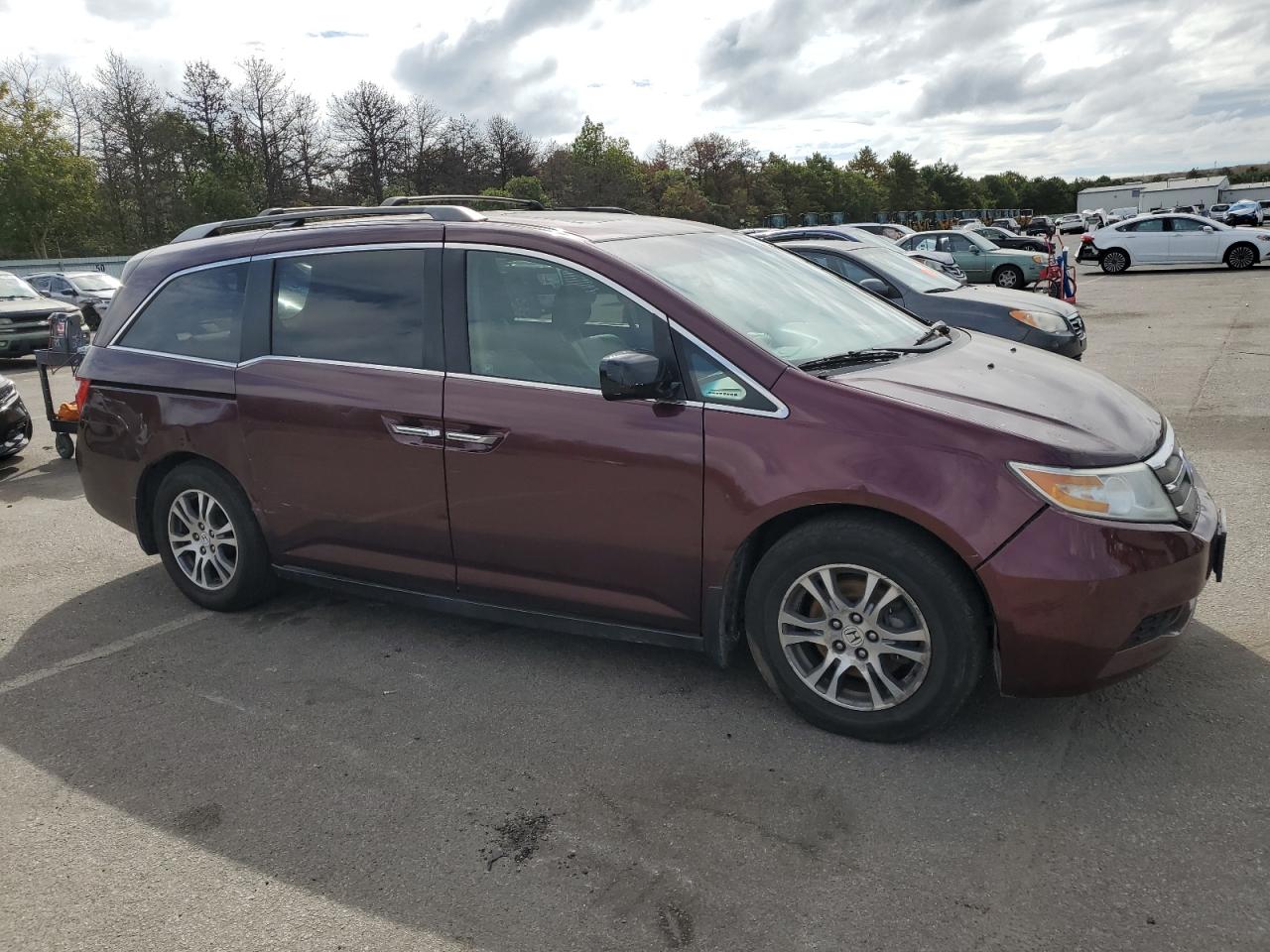 2011 Honda Odyssey - Image 4