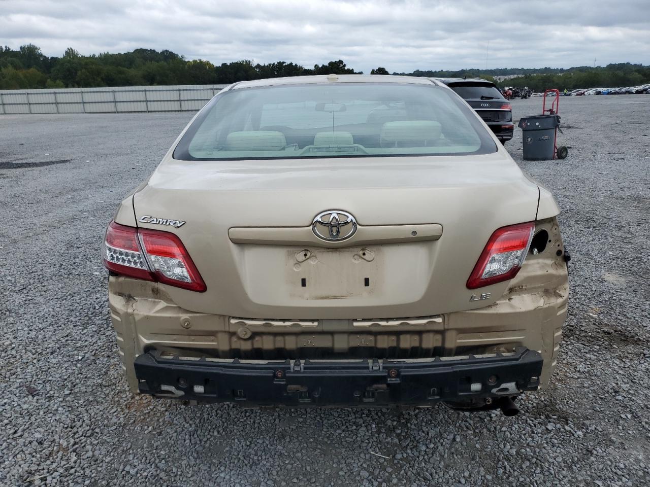 2010 Toyota Camry Base VIN: 4T4BF3EK3AR027563 Lot: 71497104