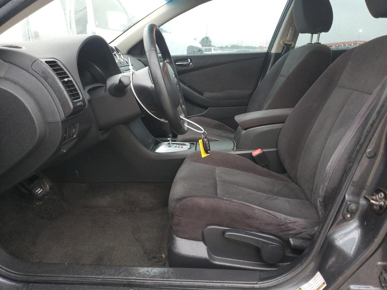 2010 Nissan Altima - Image 7