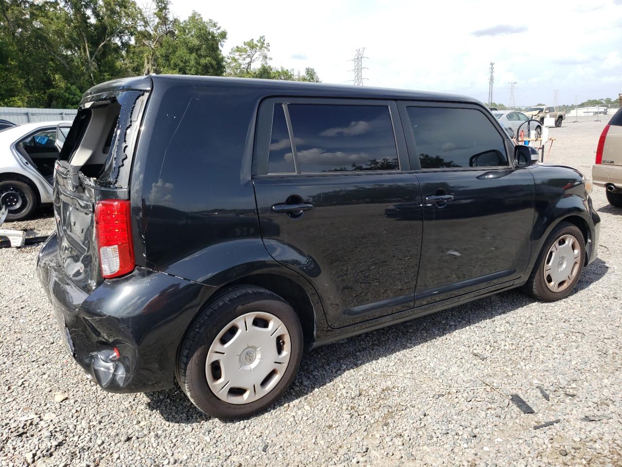 2011 Toyota xB - Image 3