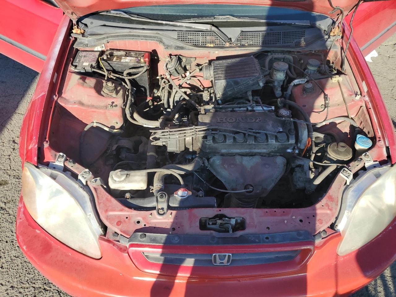 1998 Honda Civic Dx VIN: 1HGEJ6124WL105199 Lot: 72459114