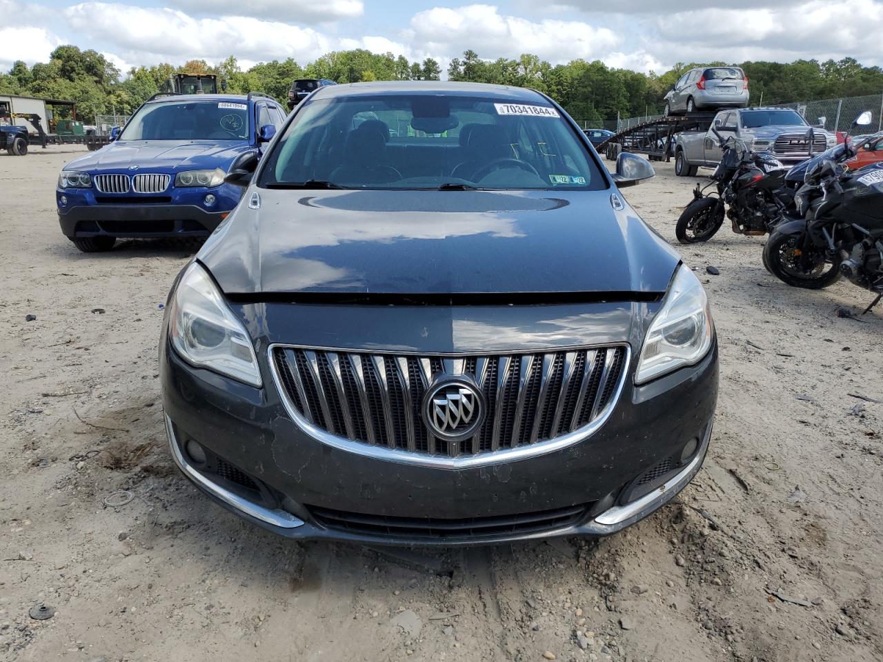 2015 Buick Regal - Image 5