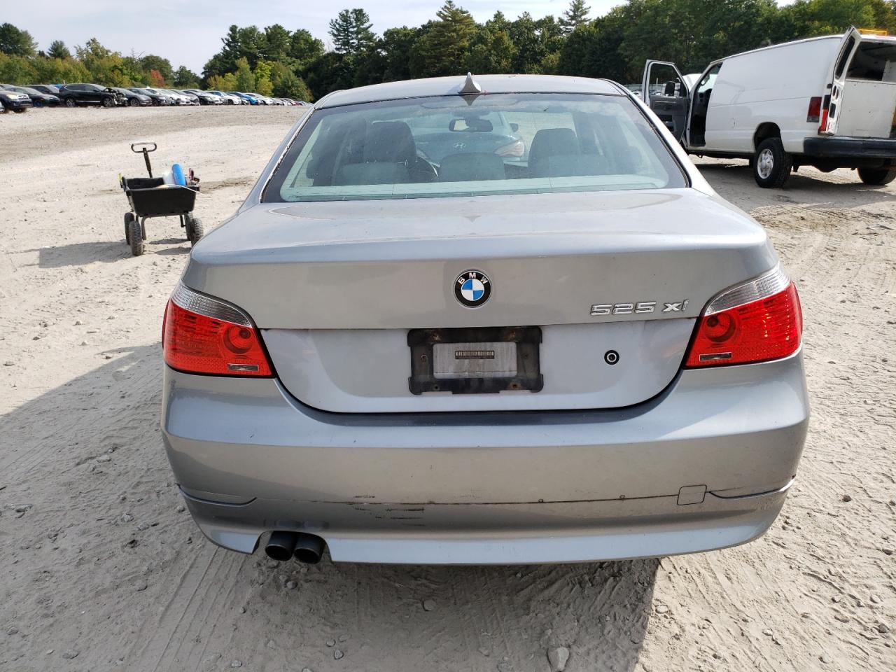 2007 BMW 525 Xi VIN: WBANF33527CW71138 Lot: 71892344