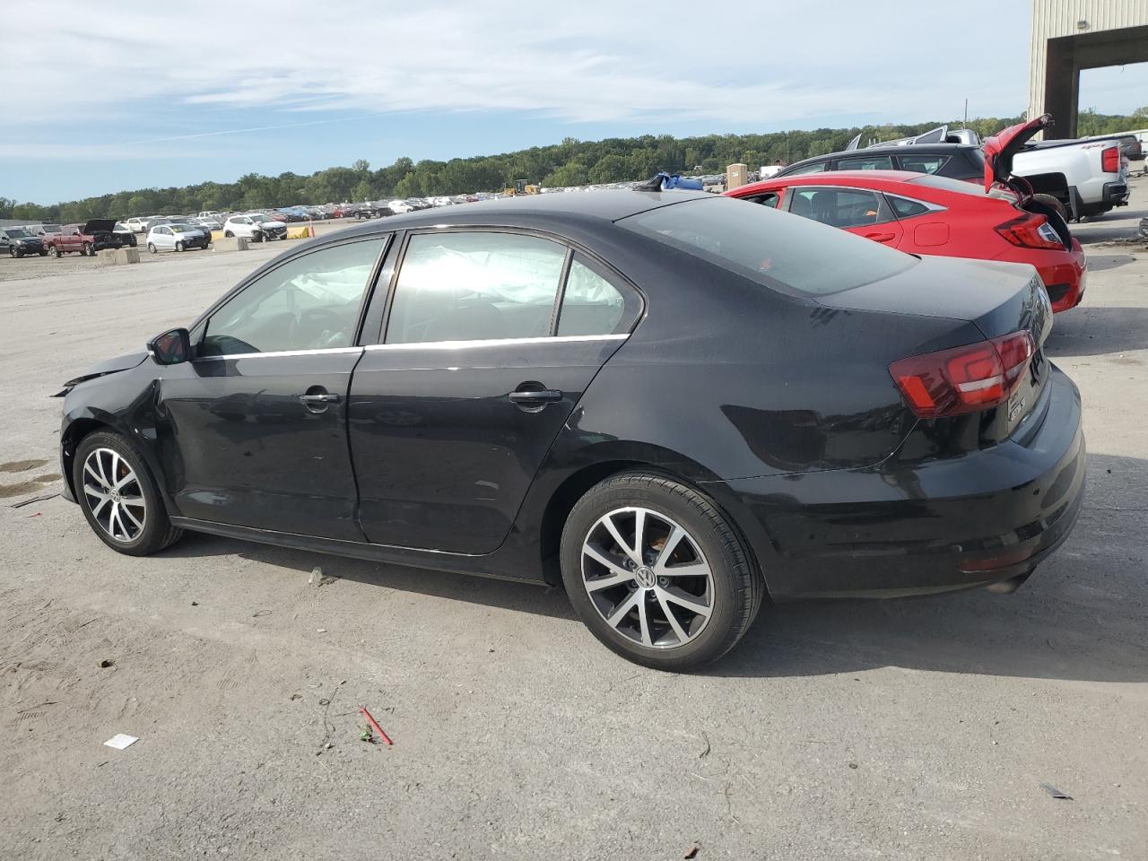 3VWDB7AJ0HM267558 2017 VOLKSWAGEN JETTA - Image 2