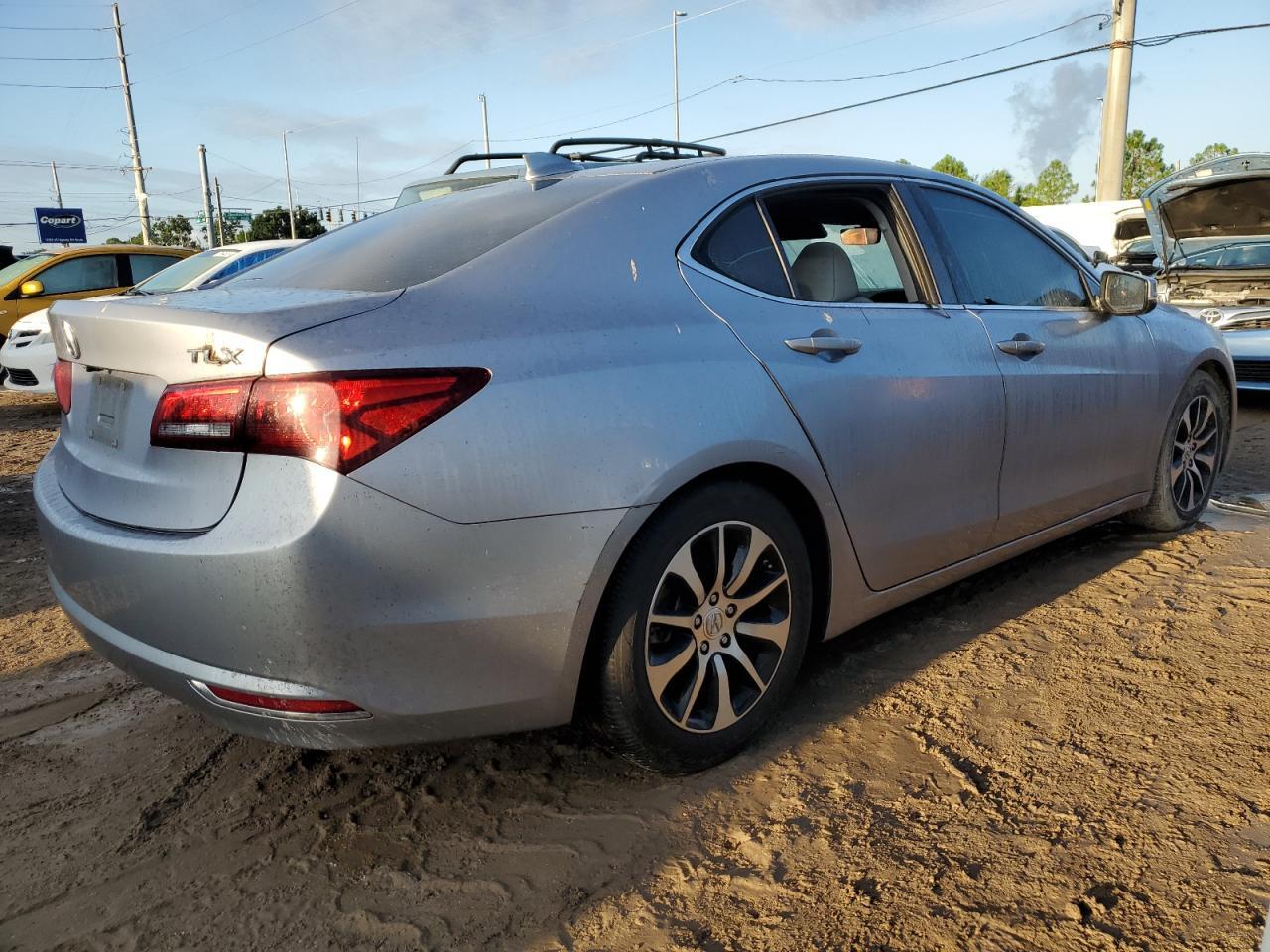 2015 Acura TLX - Image 4