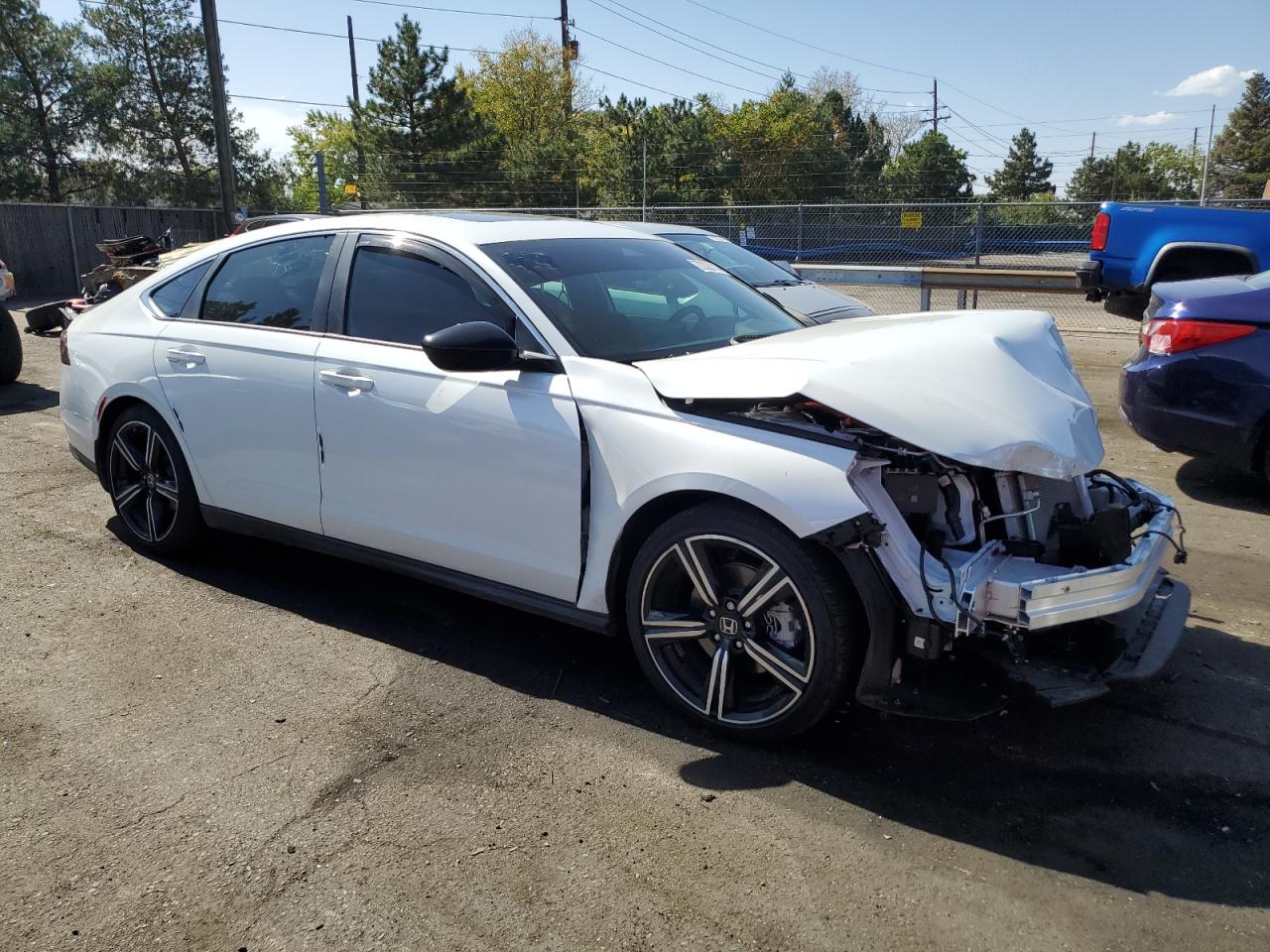 VIN 1HGCY2F53PA069324 2023 HONDA ACCORD no.4