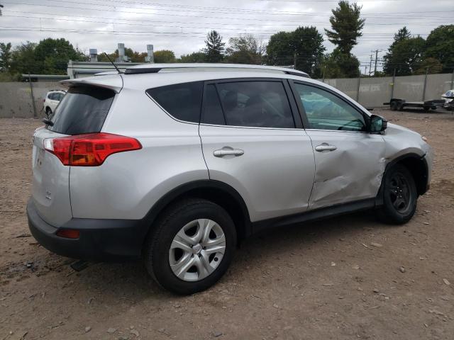  TOYOTA RAV4 2015 Srebrny