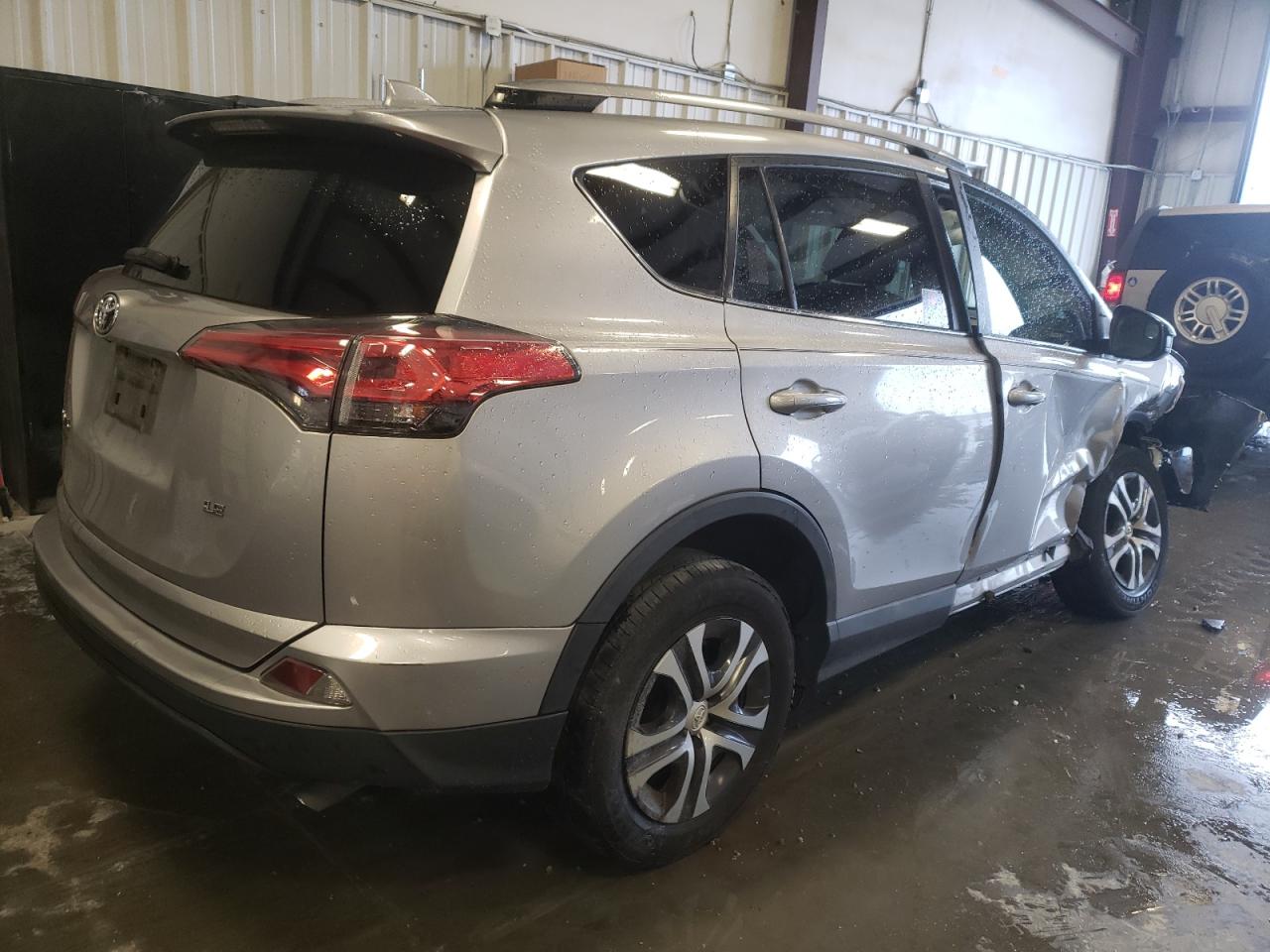 2017 Toyota RAV 4 - Image 3