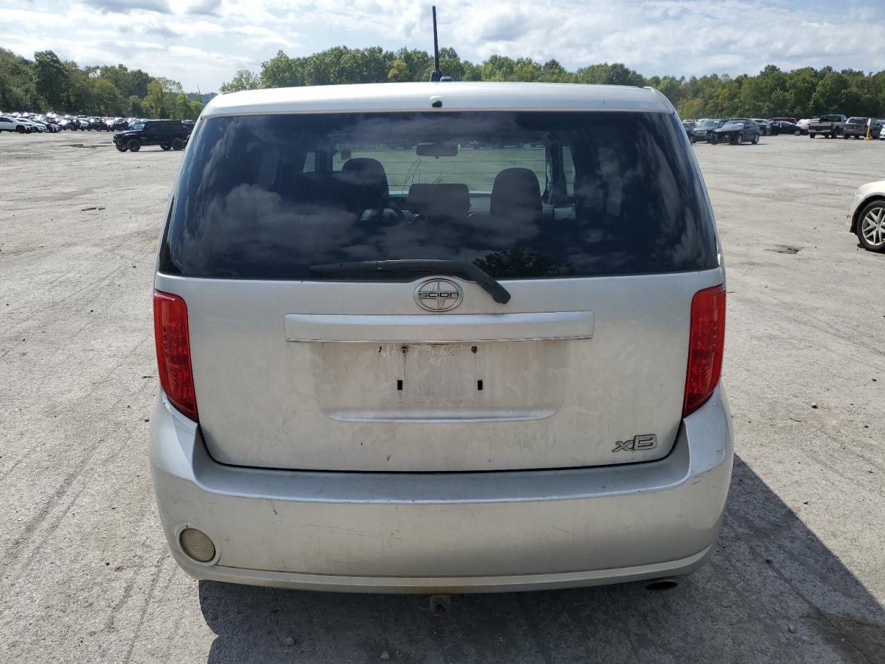 2008 Toyota Scion Xb VIN: JTLKE50E281009764 Lot: 70858554