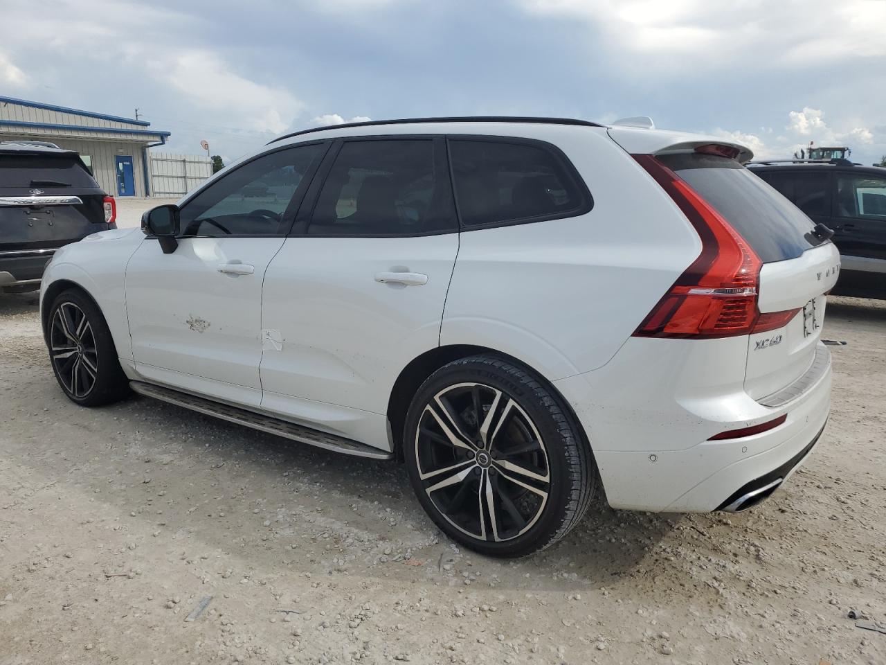 YV4102RM1M1881102 2021 VOLVO XC60 - Image 2