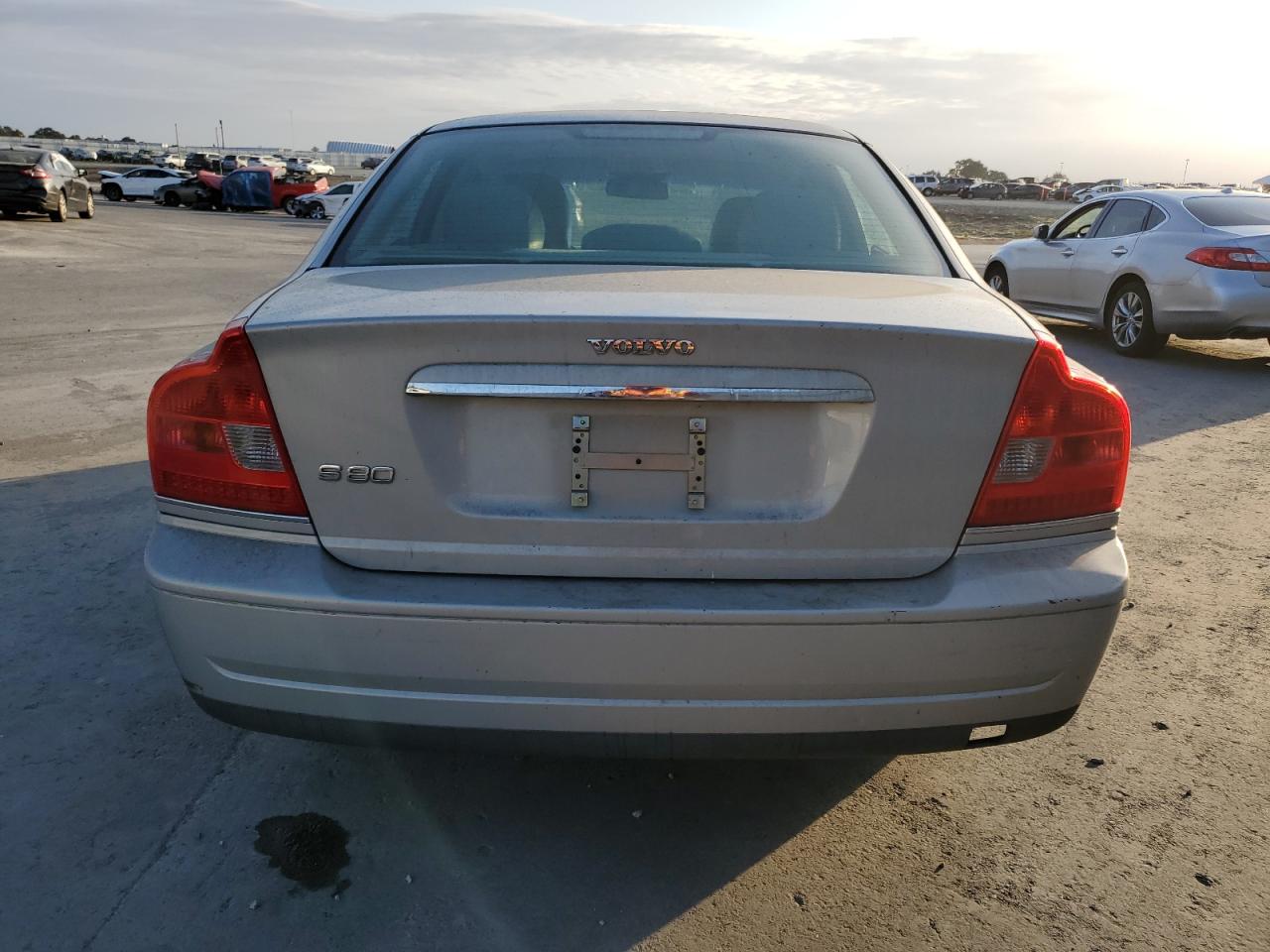 YV1TS59H741369185 2004 Volvo S80 2.5T