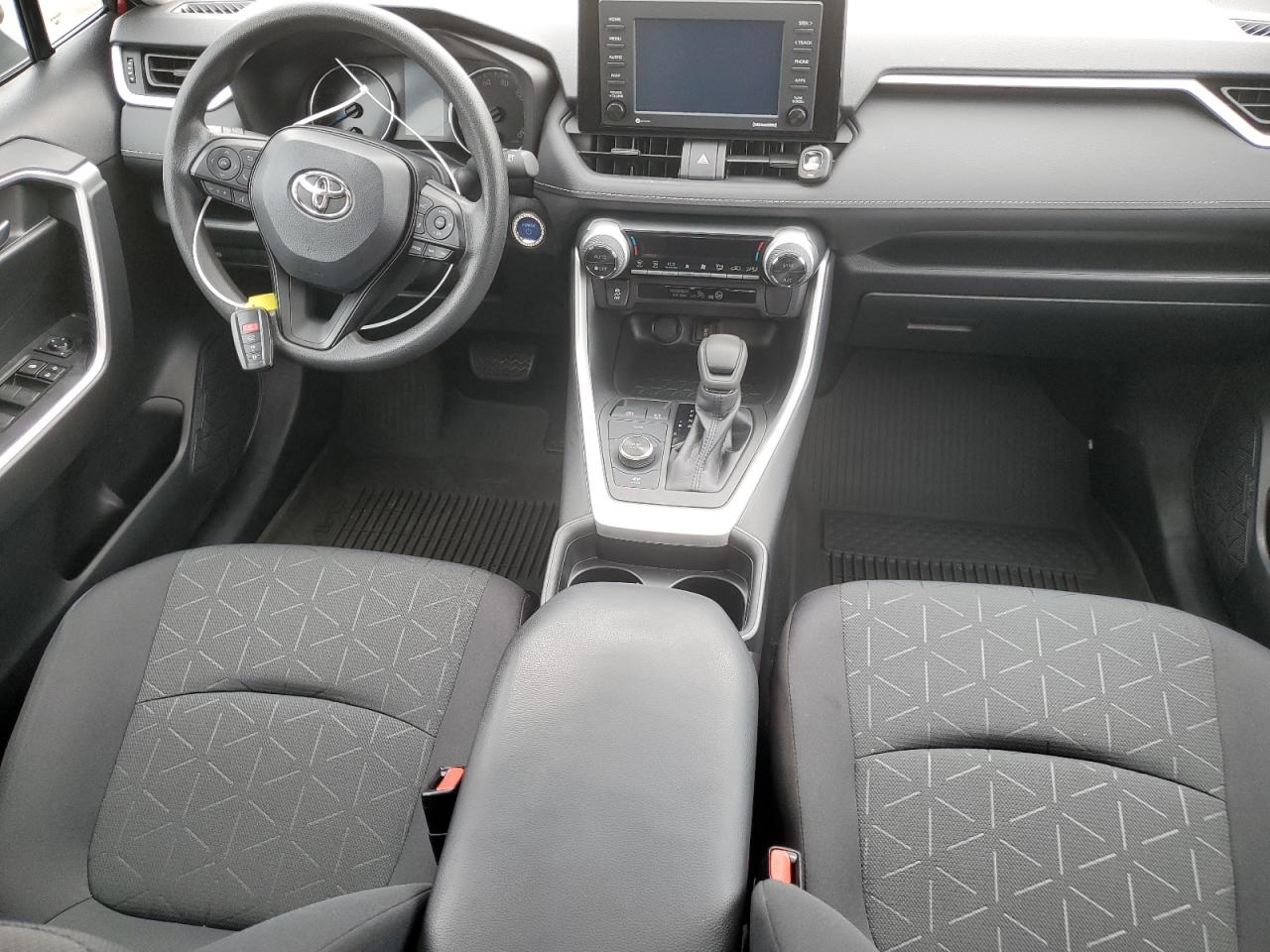 2021 Toyota Rav4 Xle VIN: 4T3RWRFV2MU020300 Lot: 72594314