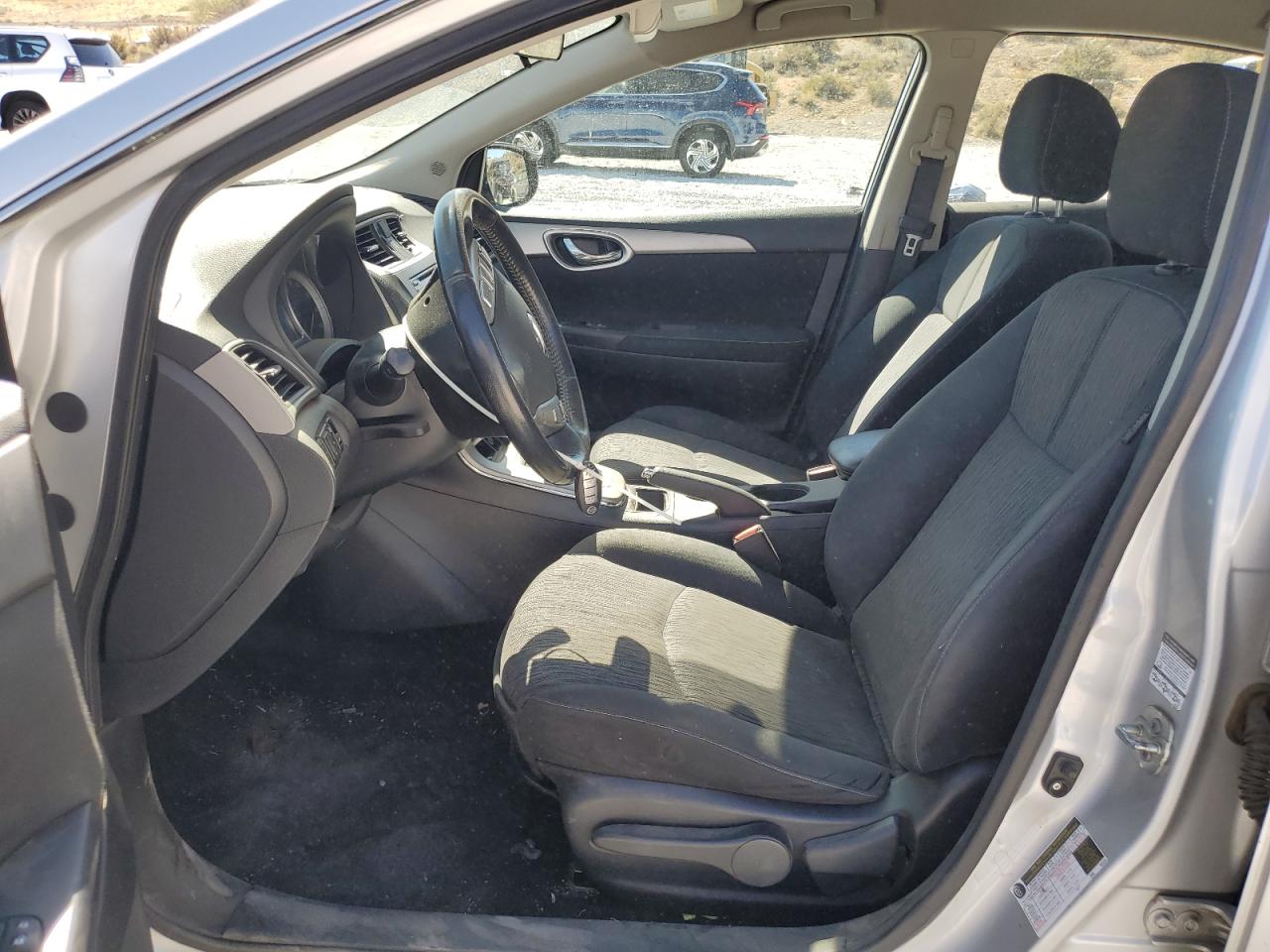 2015 Nissan Sentra - Image 7