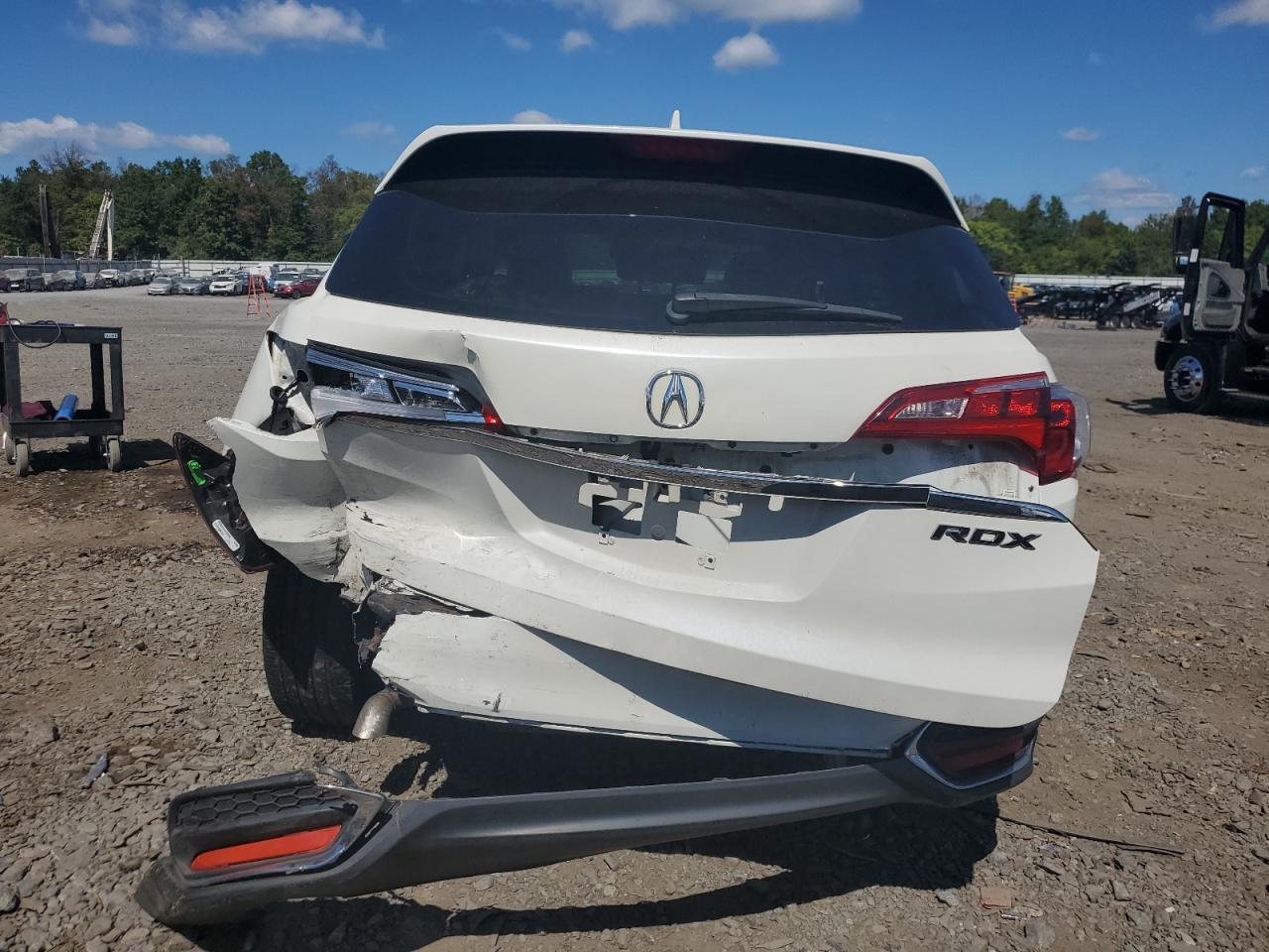 2018 Acura Rdx VIN: 5J8TB3H31JL015759 Lot: 70660624