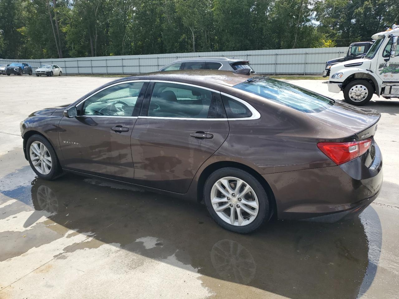 VIN 1G1ZE5ST8GF208785 2016 CHEVROLET MALIBU no.2