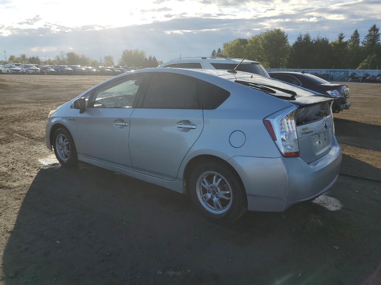 2011 Toyota Prius - Image 2