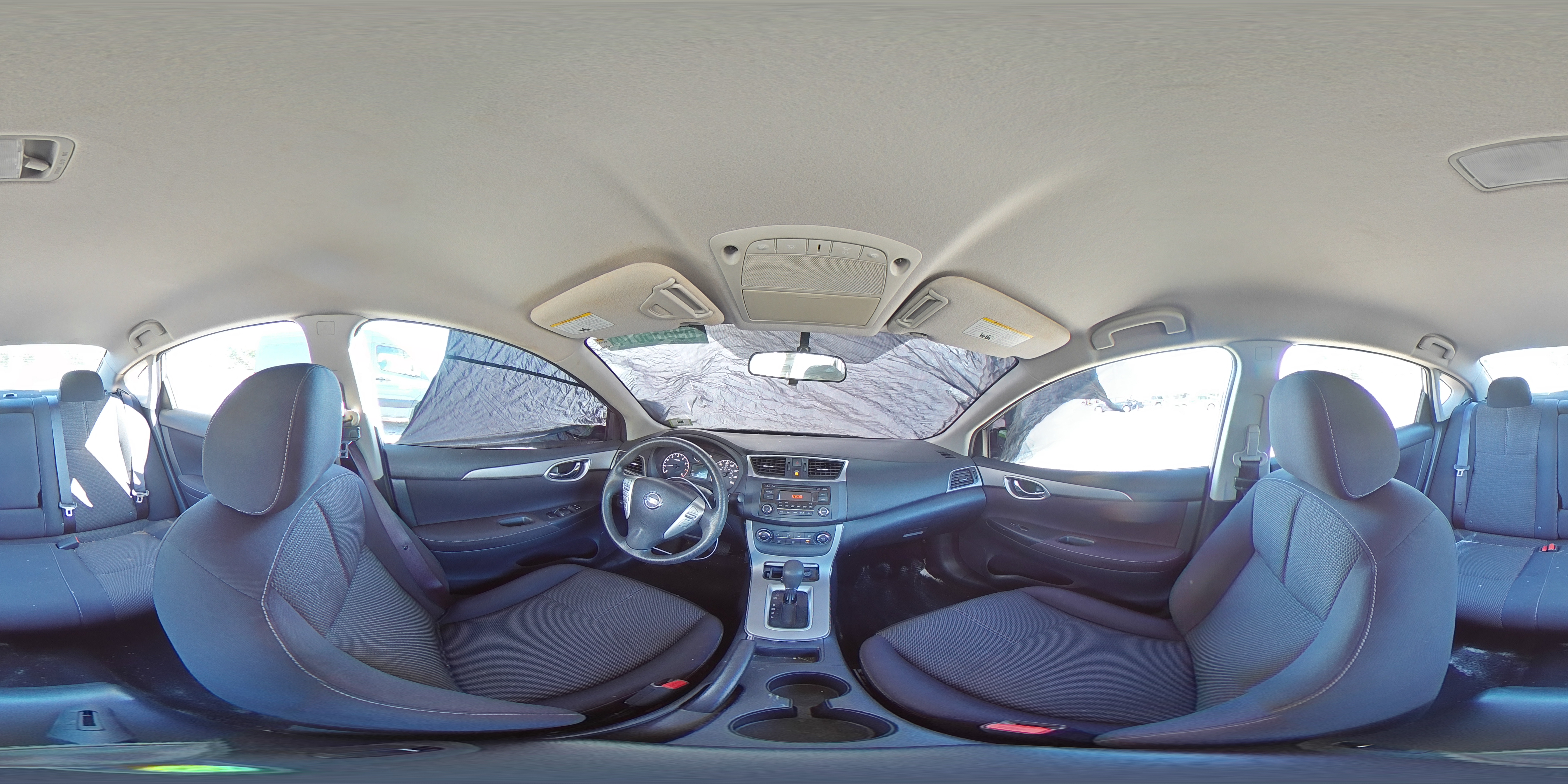 2015 Nissan Sentra - Image 13