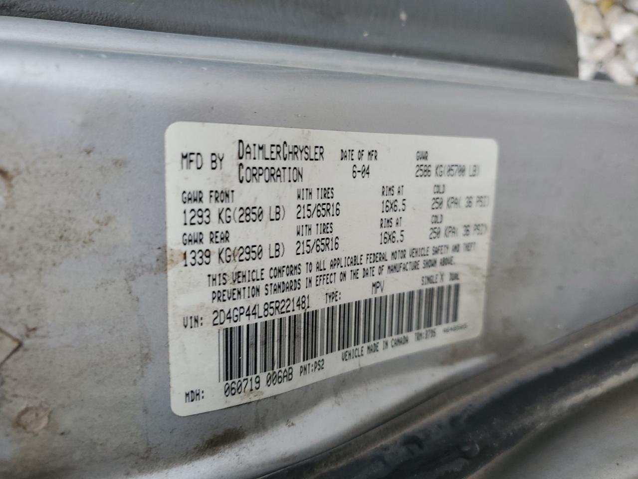 2D4GP44L85R221481 2005 Dodge Grand Caravan Sxt