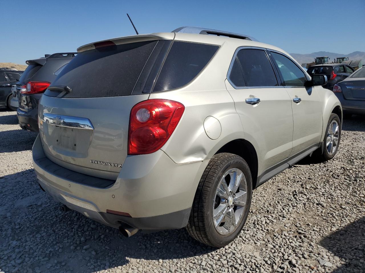 VIN 2GNFLGE37D6360626 2013 CHEVROLET EQUINOX no.3