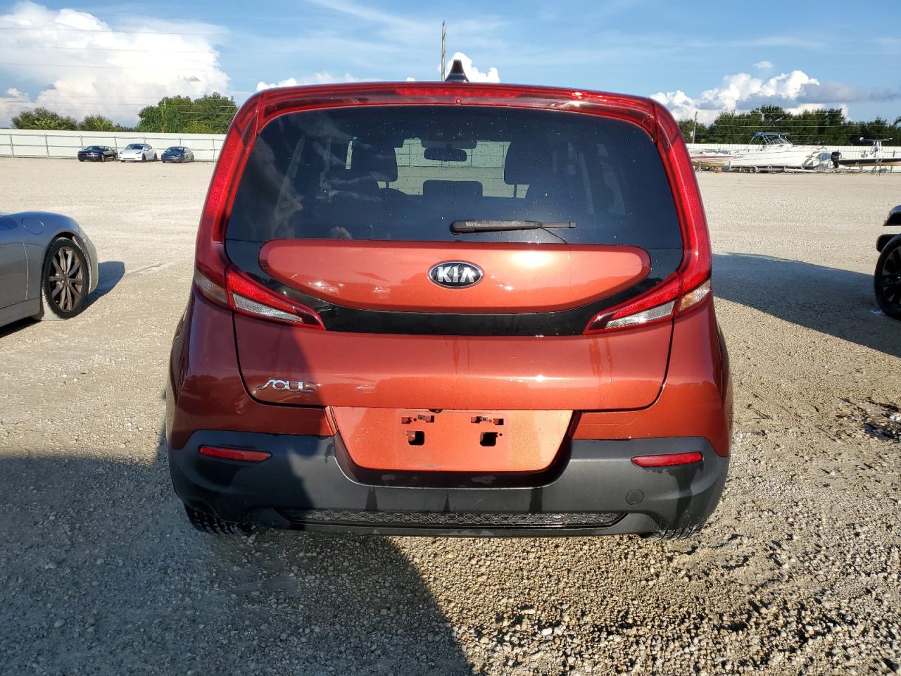 KNDJ23AU5M7742084 2021 Kia Soul Lx