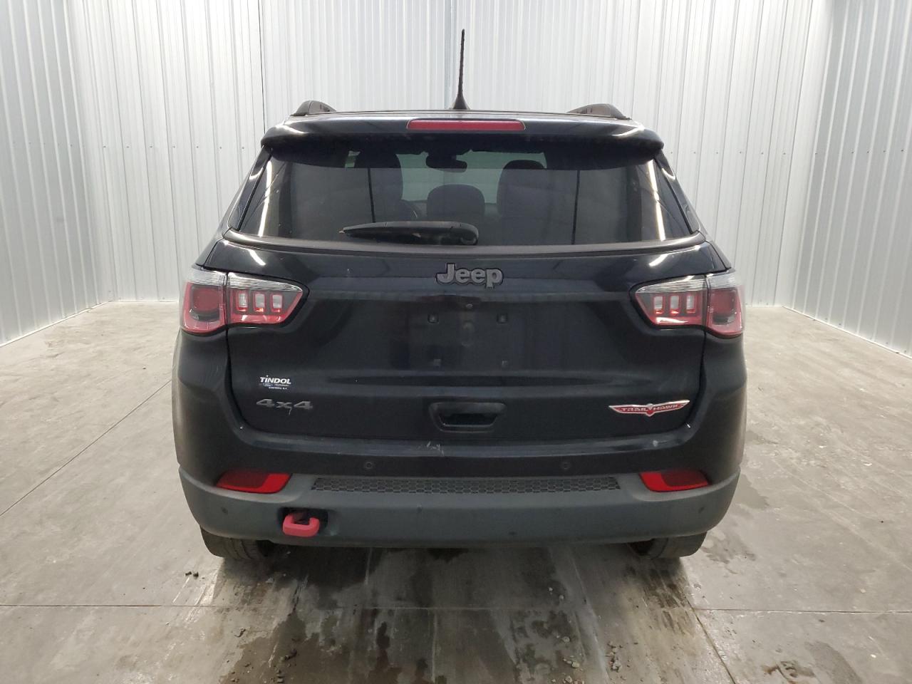 2018 Jeep Compass Trailhawk VIN: 3C4NJDDB8JT130568 Lot: 72582424