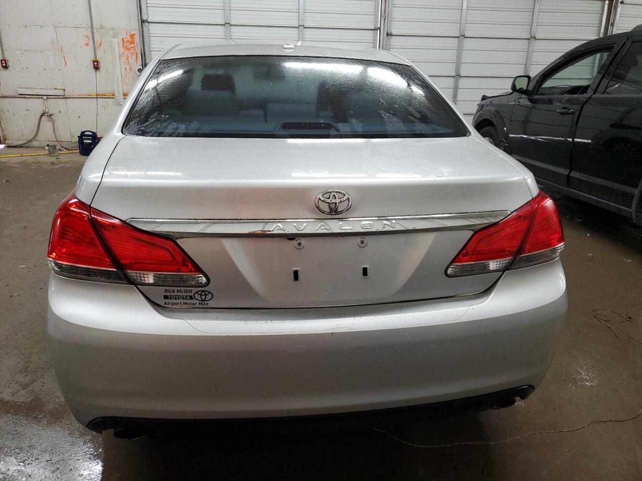 4T1BK3DB6BU412396 2011 Toyota Avalon Base