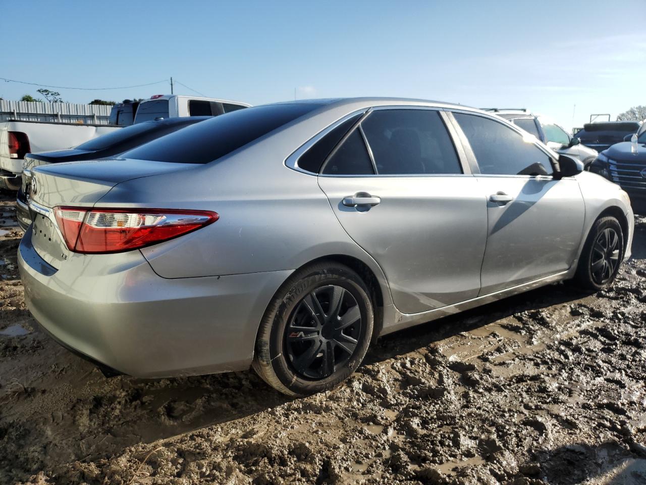 2016 Toyota Camry - Image 3