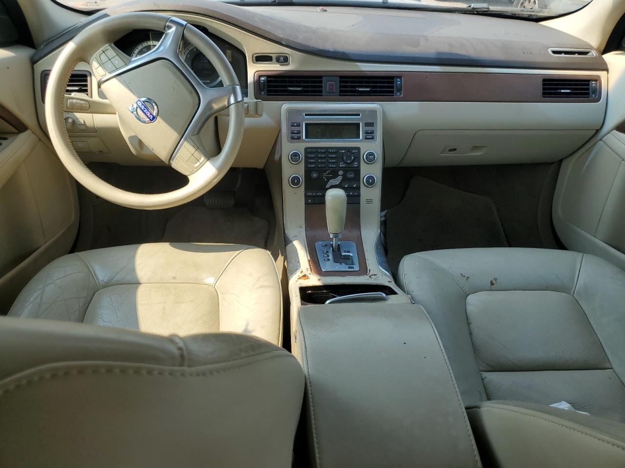 2010 Volvo S80 - Image 8
