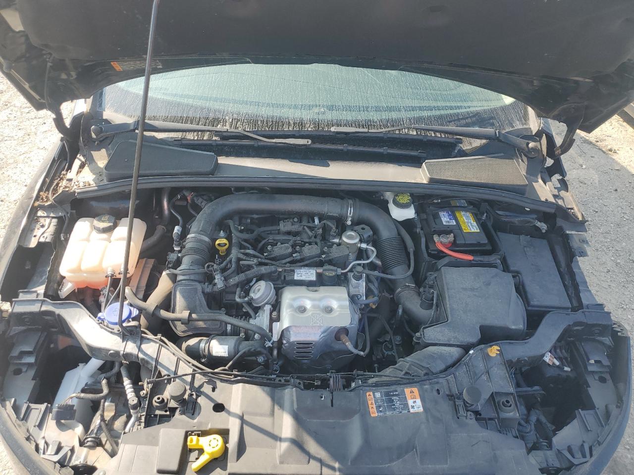 1FADP3FE9JL268133 2018 Ford Focus Se