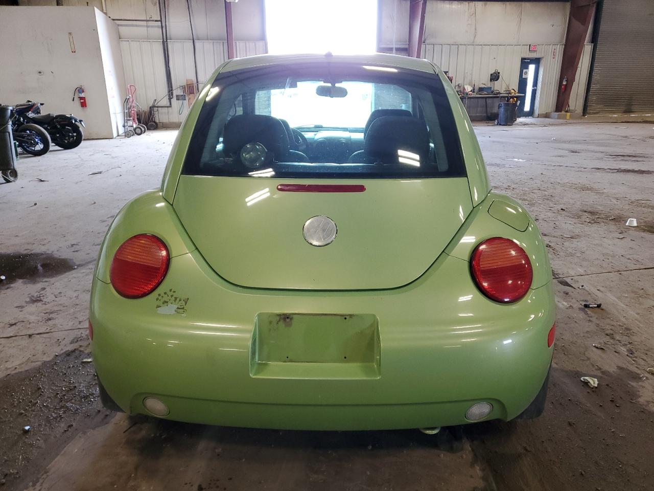 2002 Volkswagen New Beetle Gls VIN: 3VWCB21C32M460990 Lot: 70563424