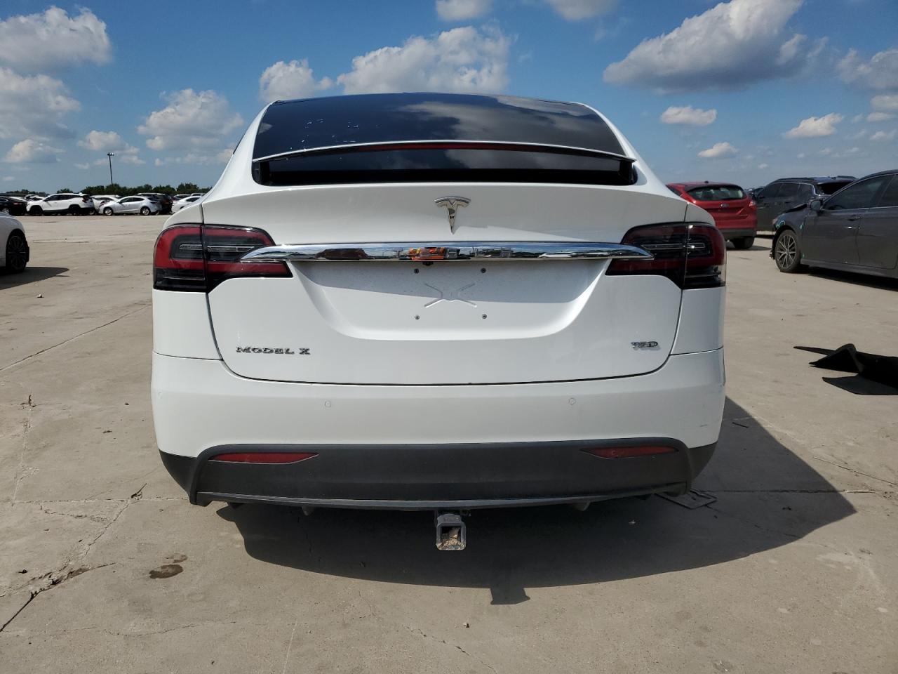 2018 Tesla Model X VIN: 5YJXCAE20JF112371 Lot: 72149104