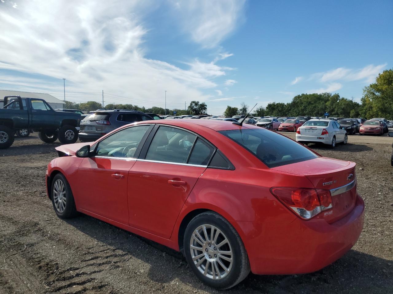 2014 Chevrolet Cruze - Image 2