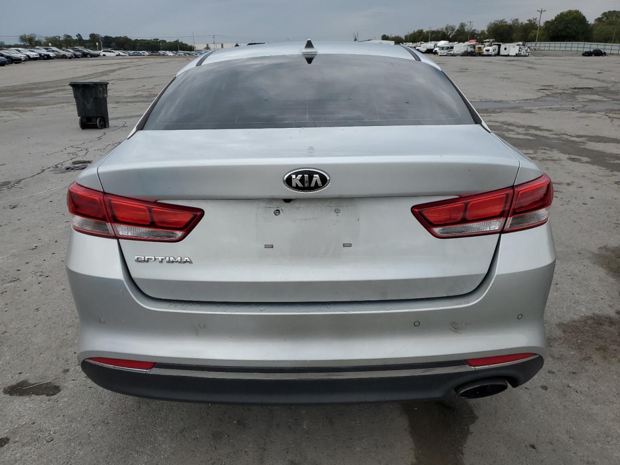 2018 Kia Optima Lx VIN: 5XXGT4L3XJG267715 Lot: 71415394