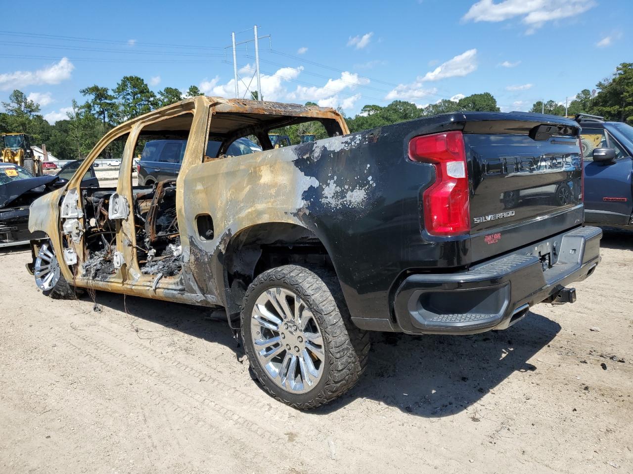 2019 Chevrolet Silverado - Image 2