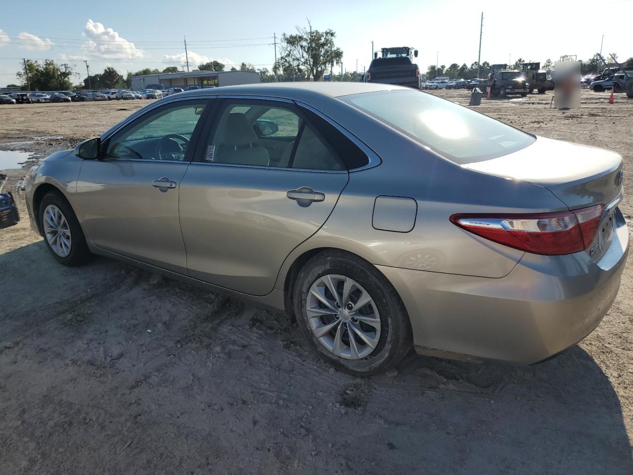 2015 Toyota Camry - Image 2
