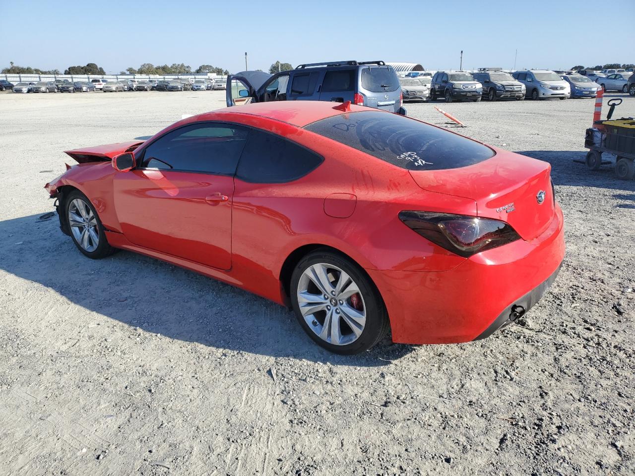 2013 Hyundai Genesis - Image 2