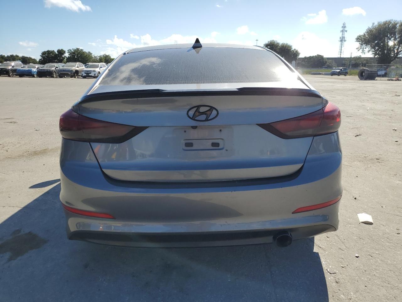 5NPD84LF3JH303280 2018 Hyundai Elantra Sel