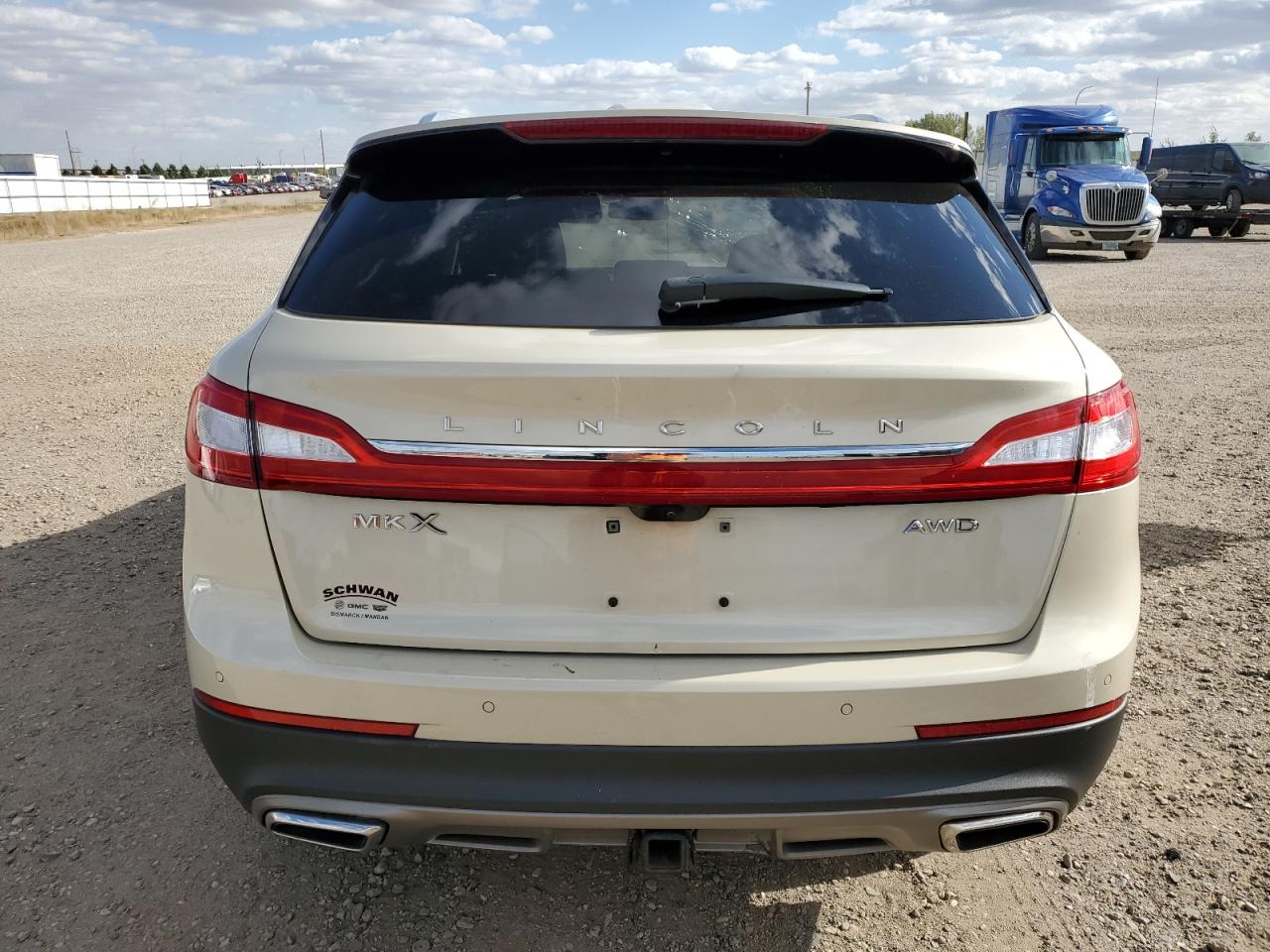 2LMTJ8KR1GBL74369 2016 Lincoln Mkx Select