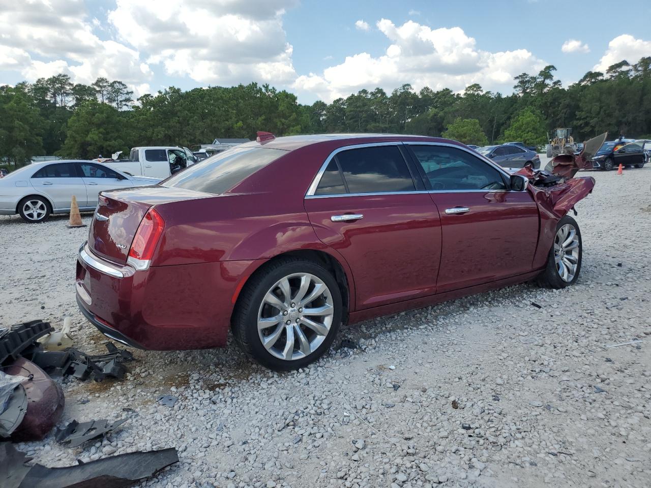 2018 Chrysler 300 - Image 3