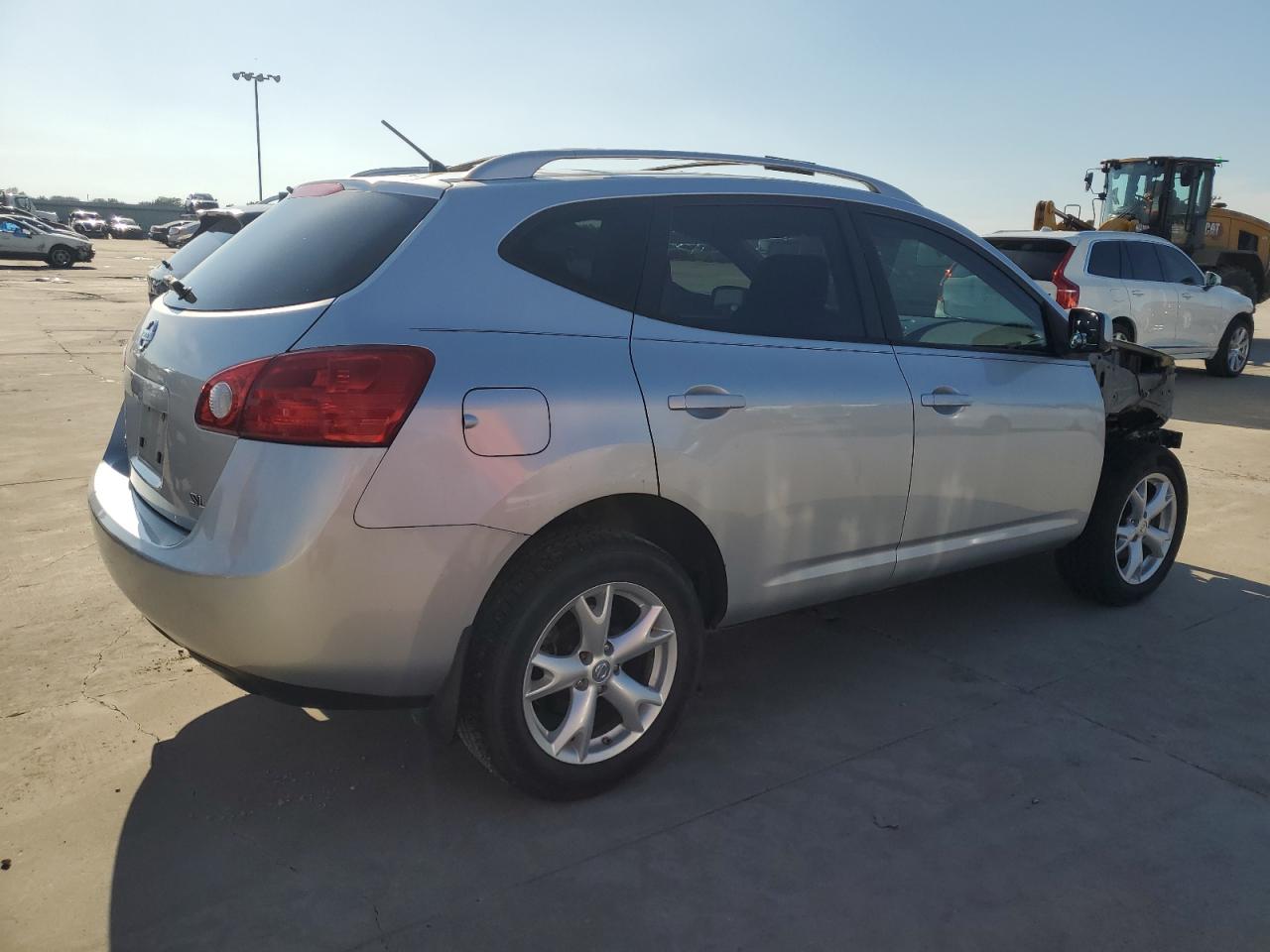 2009 Nissan Rogue - Image 3